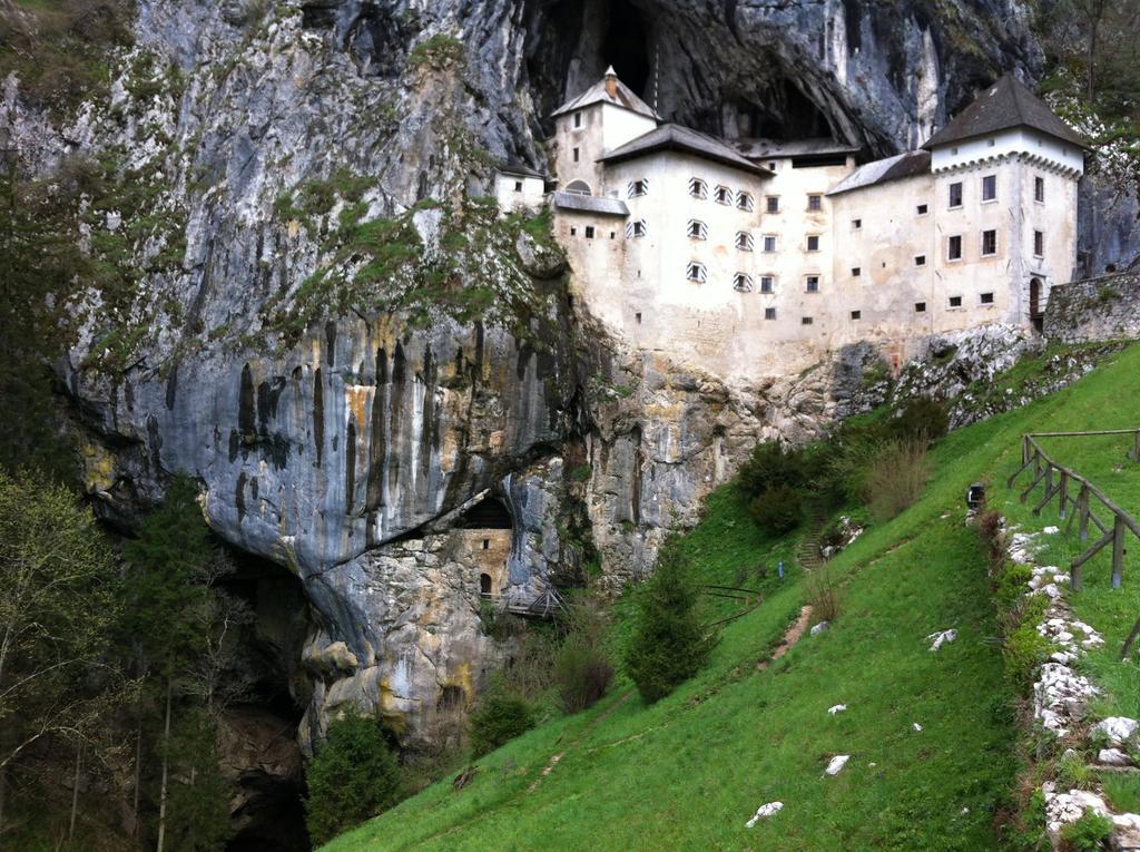 Hotel Erasmus Postojna Luaran gambar